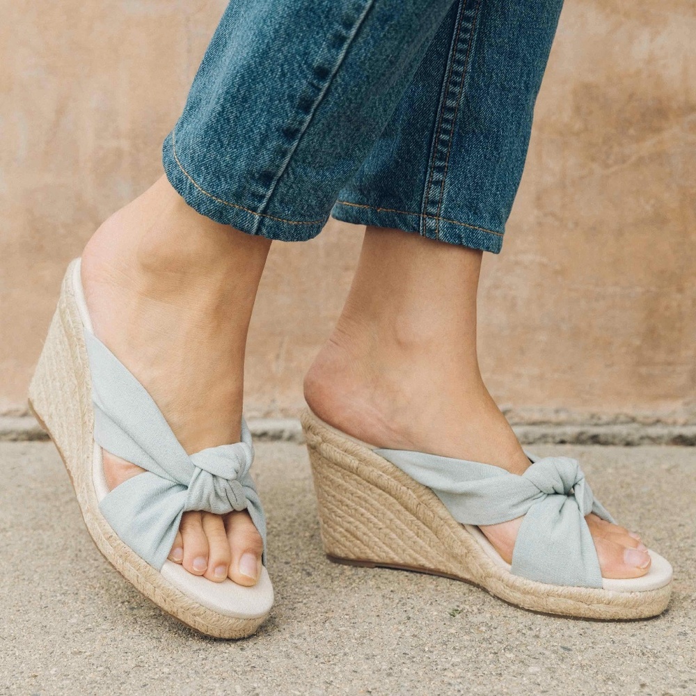Soludos Blue Linen Knot Wedge Espadrille Sandals